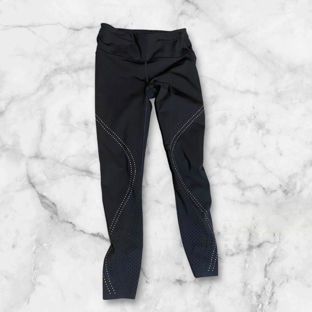Xs athleta legging with breather holes on bottom 7/8 length